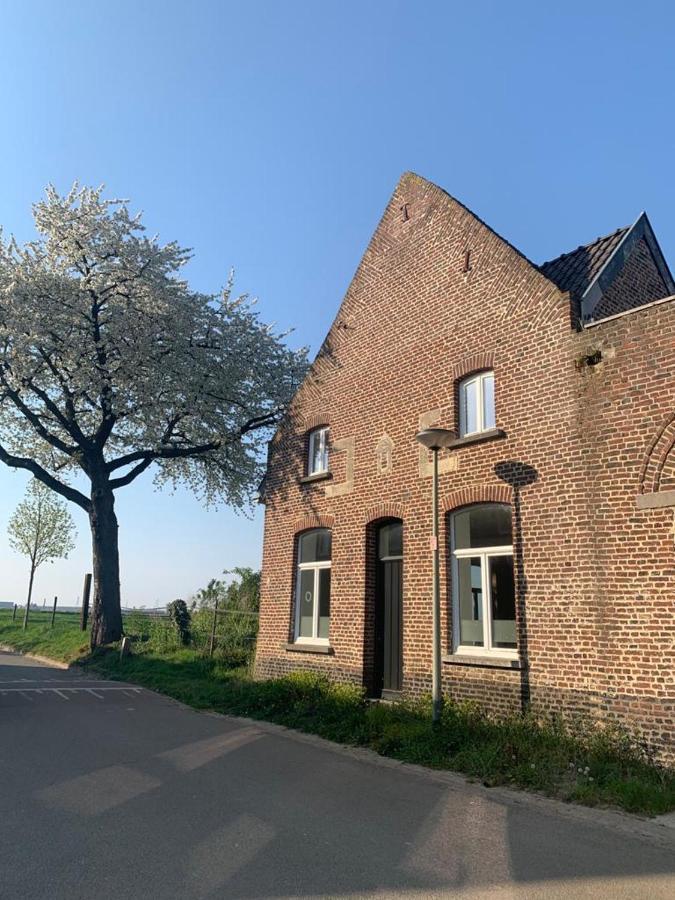 Tanti Baci! Bed & Breakfast Maastricht Bagian luar foto